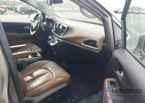 2018 Chrysler Pacifica Limited from USA, damaged, VIN 2C4RC1GG6JR237901